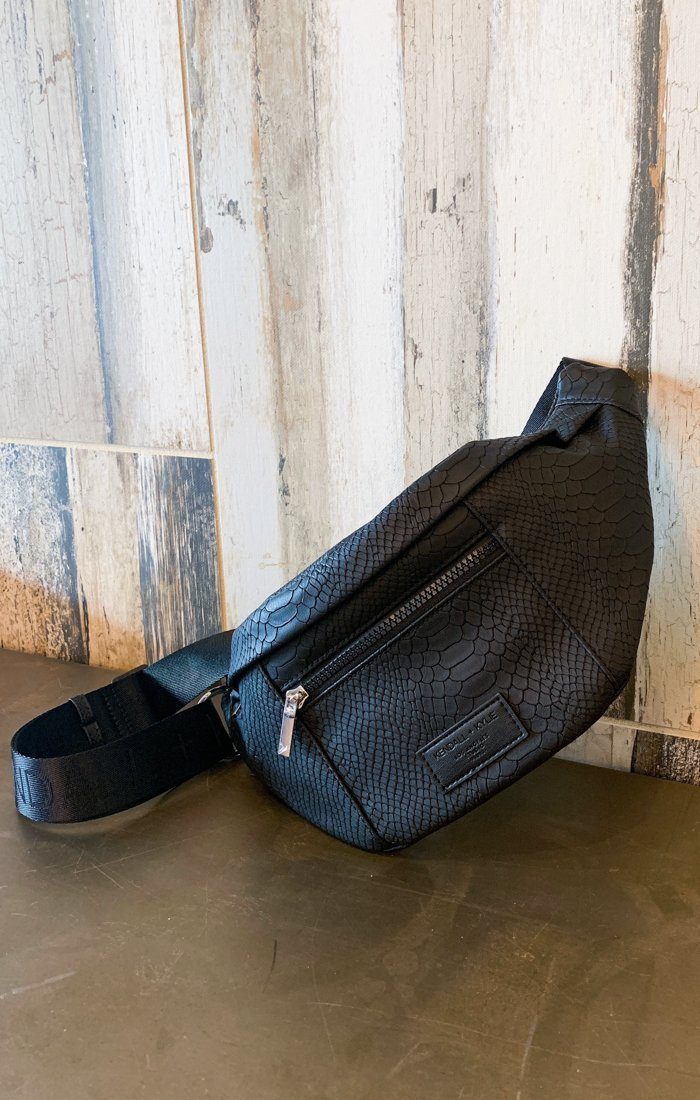 Kendall and kylie fanny pack online